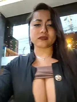 Stripchat Live Sex Cam of Oryk___
