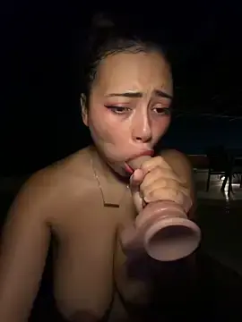 Stripchat Free Porn Cam of seraphine23