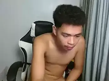 Stripchat Live Sex Cam of curlyasian_njxx