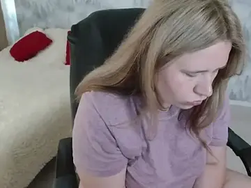 Stripchat Free Live Porn of AdelinaLawson