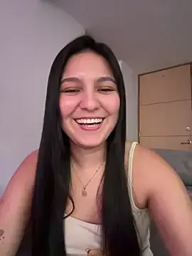 Stripchat Live Sex of Camila_sanchez25