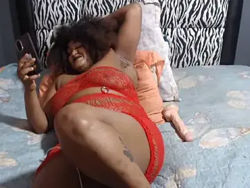 Stripchat Watch Live Sex Cams of MadamCee