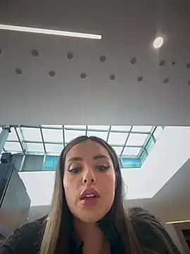 Stripchat Sex Chat of Alirawrz