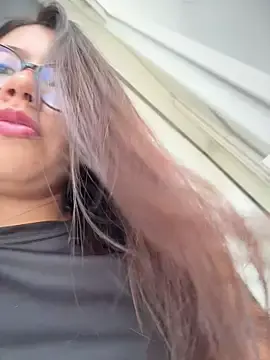 Stripchat Watch Live Sex Cams of sara_calderon