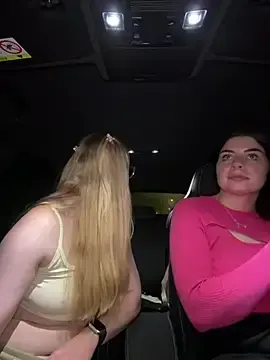 Stripchat Best Webcam of EllyNora