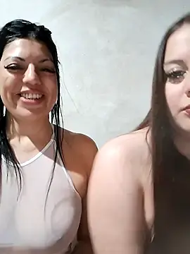 Stripchat Adult Webcam of Paulitta-