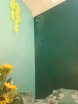 Stripchat Live Sex Cam of Curvyygodess