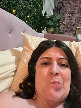 Stripchat Free Live Porn of Ava_Rain