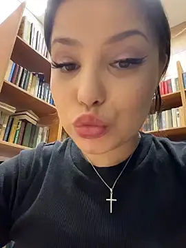 Stripchat Watch Live Sex Cams of Chloe__Moon