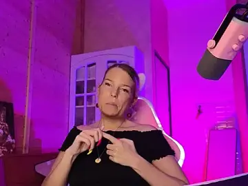 Stripchat Best live sex cam show of Lady_Shine