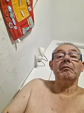Stripchat Free Porn Cam of Marlon92700