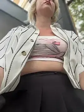 Stripchat Live Sex of RonnieKiss