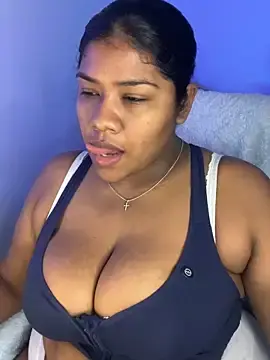 Stripchat Best Webcam of paola091