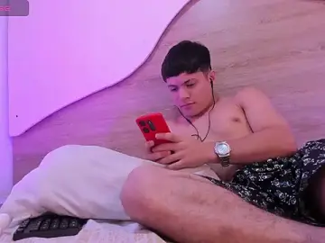 Stripchat Live Sex of ETHANN_20