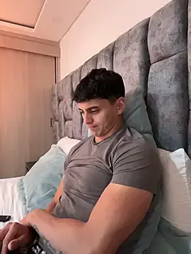 Stripchat Free Porn Cam of MarkAiken