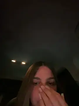 Stripchat Watch Live Sex Cams of DoriDelux66