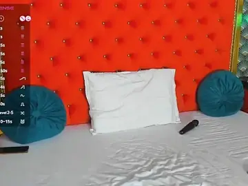 Stripchat Adult Webcam of VallerieJones