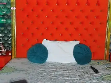 Stripchat Watch Live Sex Cams of VallerieJones