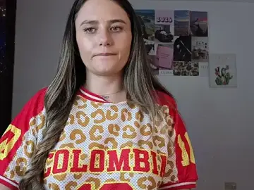 Stripchat Watch Live Sex Cams of Veronika__Winslow_