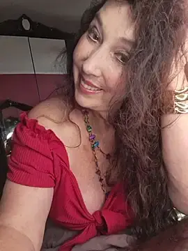 Stripchat Adult Webcam of GypsyEsmeralda