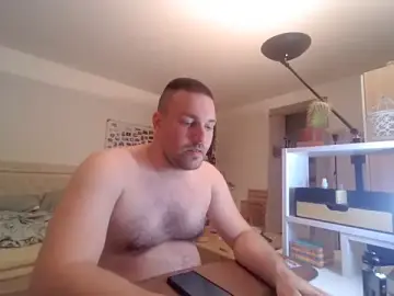 Stripchat Adult Webcam of MilitaireDom