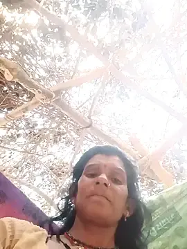 Stripchat Watch Live Sex Cams of Cut_umang74