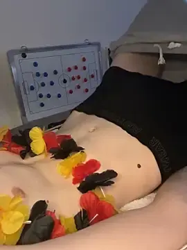 Stripchat Watch Live Sex Cams of secret_dream415