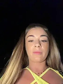 Stripchat Watch Live Sex Cams of IsabellaEtthan