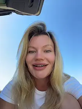 Stripchat Watch Live Sex Cams of justmilaa