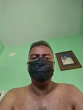 Stripchat Live Sex Cam of daddys_small_dick