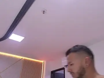 Stripchat Live Sex of mister_miike