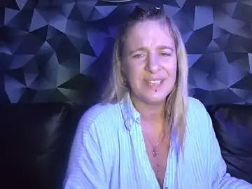 Stripchat Best live sex cam show of Delichieuse5