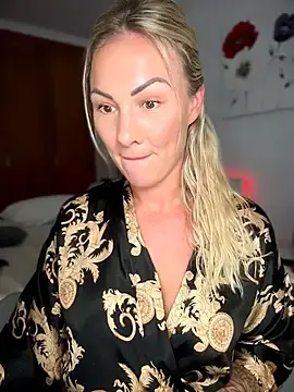 Stripchat Adult Webcam of NastyMilf_