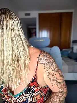 Stripchat Adult Video Chat of NastyMilf_