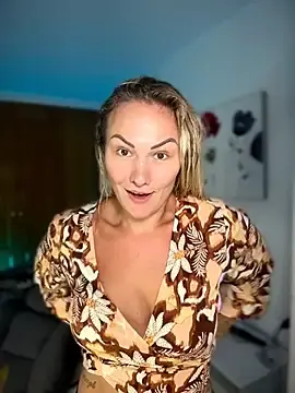 Stripchat Live Sex of NastyMilf_