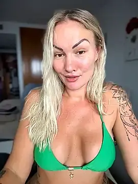 Stripchat Best live sex cam show of NastyMilf_