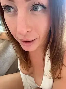 Stripchat Watch Live Sex Cams of ChristinaSiemone