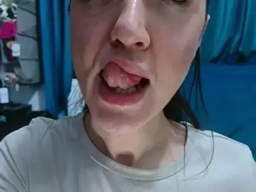 Stripchat Free Live Porn of squirt_show