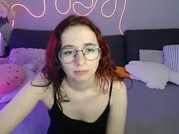 Stripchat Live Sex Cam of Mini_Diva