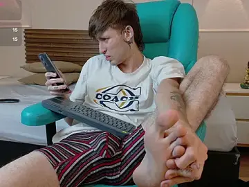 Stripchat Adult Webcam of Max_saenz