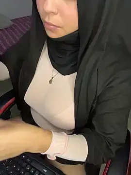 Stripchat Free Porn Cam of rhizanthella_