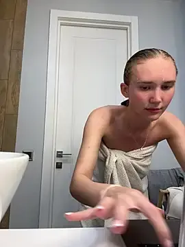 Stripchat Free Live Porn of MariaTull