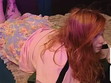 Stripchat Best Webcam of Tara_Renn