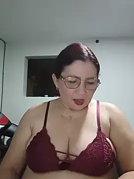 Stripchat Live Porn of marfil_milf