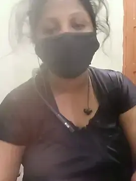 Stripchat Free Live Porn of tamilkaviya431