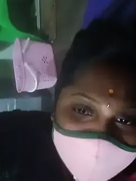 Stripchat Sex Cam of tamilkaviya431