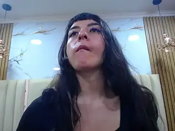 Stripchat Free Live Porn of Naughty_Kittenm