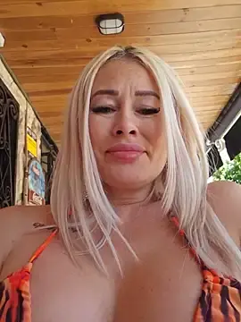 Stripchat Live Sex of MILFBARBY