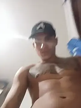 Stripchat Nude Webcam of gui_carioca7