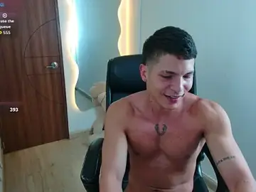 Stripchat Best live sex cam show of harrisoncuper